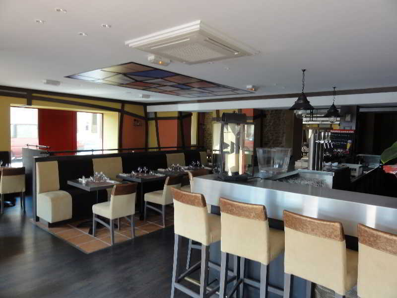ดิ ออริจินัล ซิตี้ โฮเทล เลอ เกอร์ ดอร์ เซอด็อง ตะวันออก Hotel Douzy ภายนอก รูปภาพ